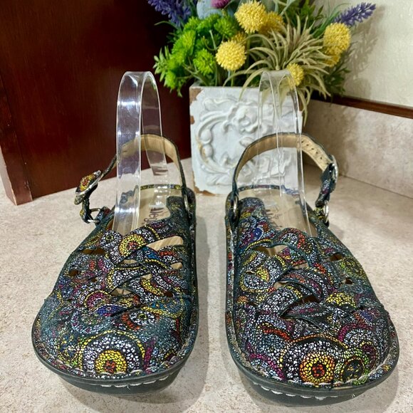 Alegria Freesia Rainbow Mosaic Mules Size 9 Slip On Multi Color Comfort Shoe - Picture 8 of 8